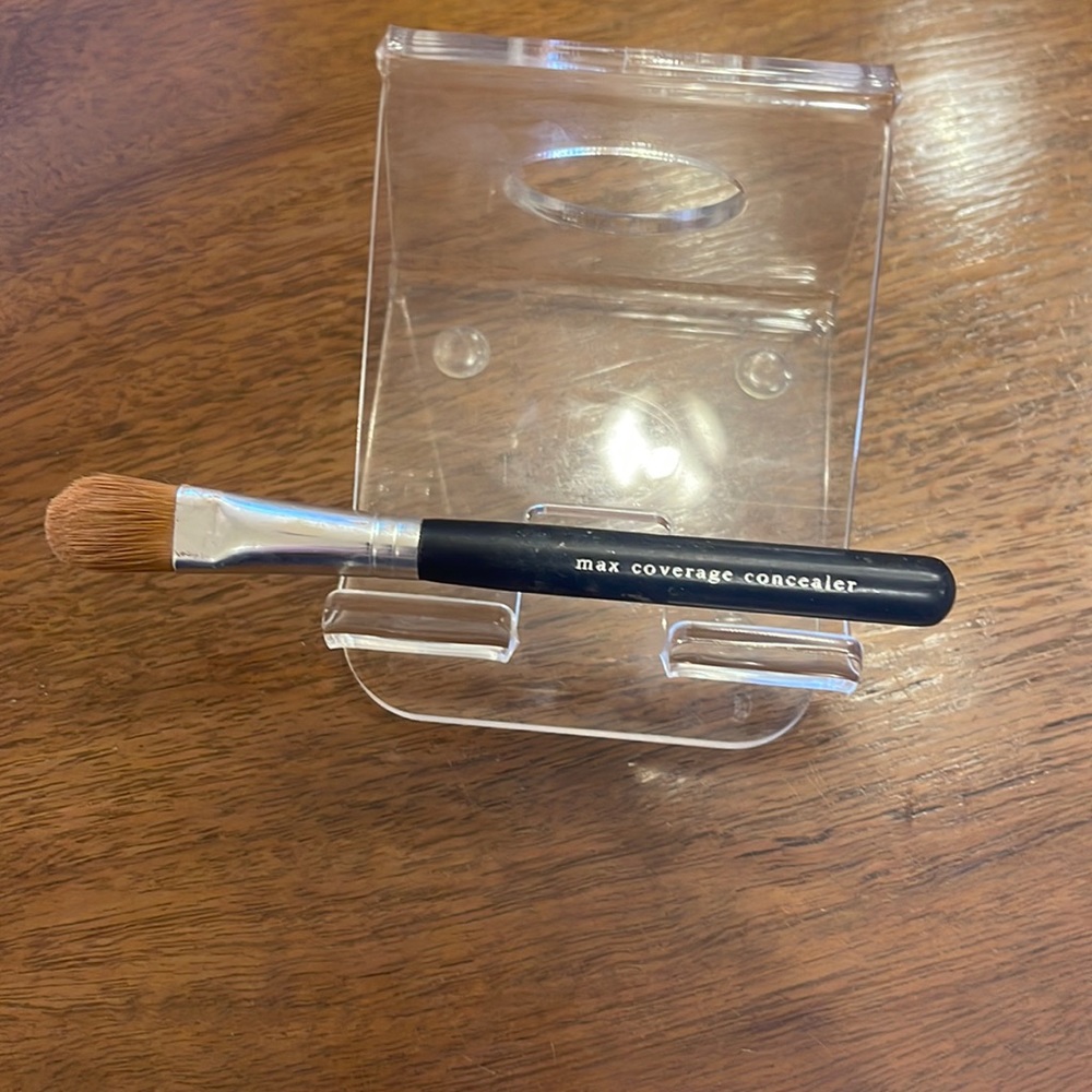ID Bare Escentuals  make up brush